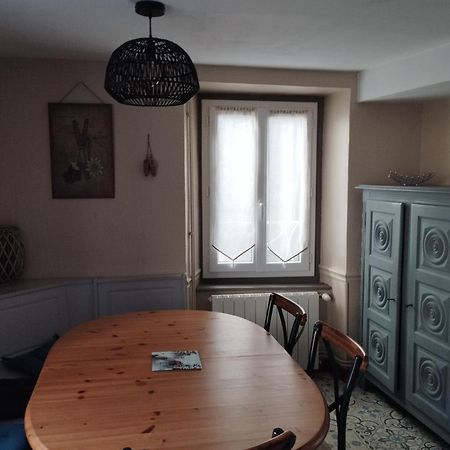 Maison De Village Dans Une Rue Calme Ax-les-Thermes Dış mekan fotoğraf