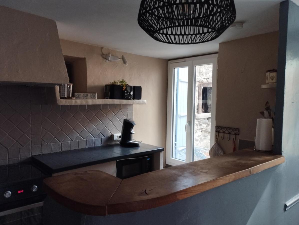 Maison De Village Dans Une Rue Calme Ax-les-Thermes Dış mekan fotoğraf